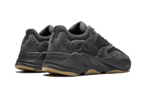 Yeezy 700 Utility Black