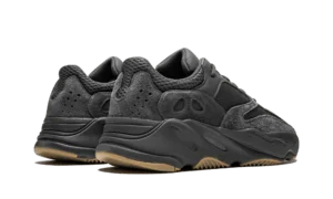 Yeezy 700 Utility Black