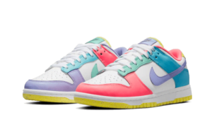 Nike Dunk Low SE Easter (W)