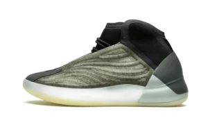 Yeezy QNTM Barium