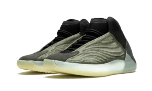 Yeezy QNTM Barium