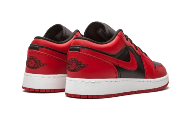 Air Jordan 1 Low Reverse Bred (GS) - obrazek 4