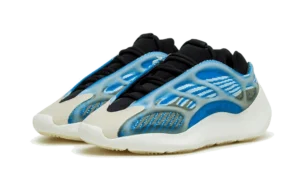 Yeezy 700 V3 Arzareth