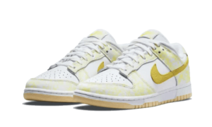 Nike Dunk Low Yellow Strike (W)