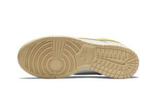 Nike Dunk Low Yellow Strike (W)