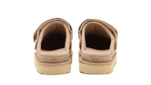 UGG Goldenstar Clog Sand
