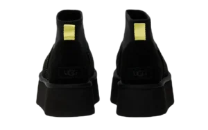UGG Classic Mini Dipper Boot Black