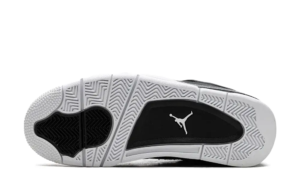 Air Jordan 4 Retro Fear