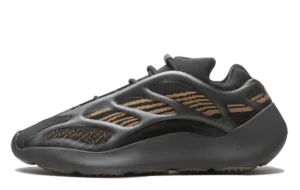 Yeezy 700 V3 Clay Brown