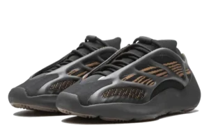 Yeezy 700 V3 Clay Brown