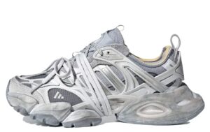 Adidas XLG Runner Deluxe Gray