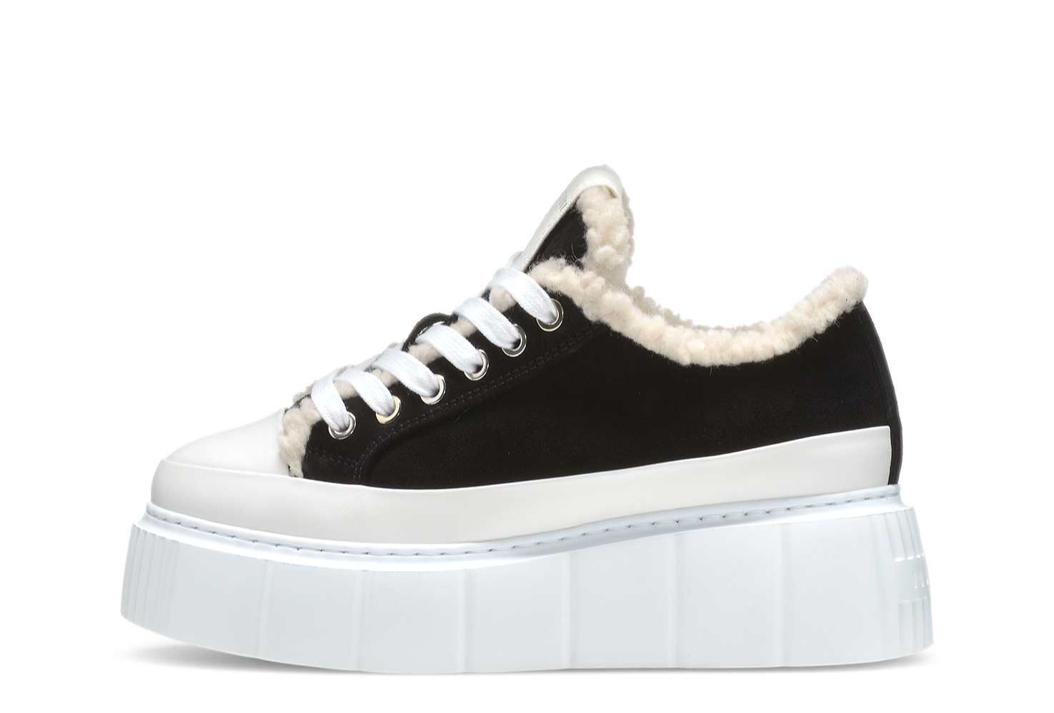 Inuikii Matilda Curly Black